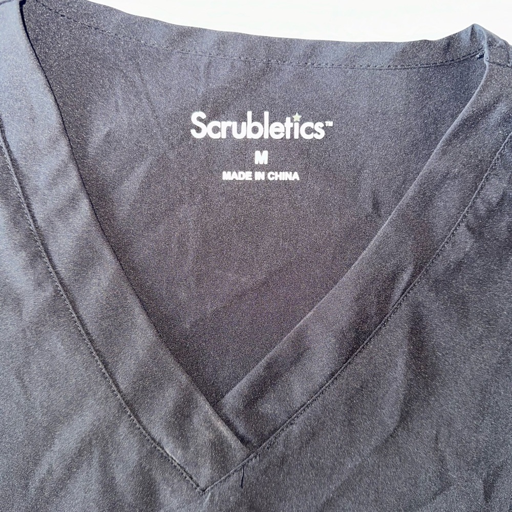 Scrub Top - Picture 4 of 5